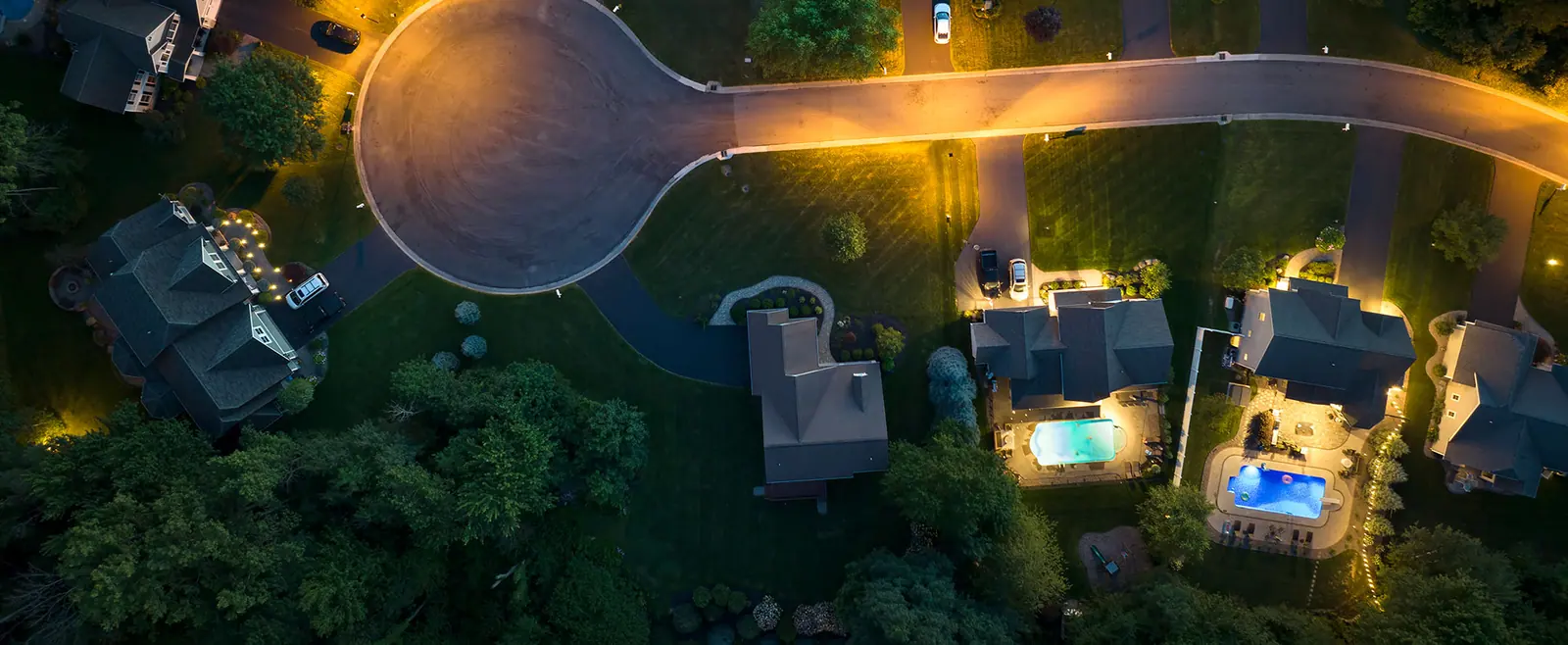 A chart showing organic traffic growth for a real estate client
